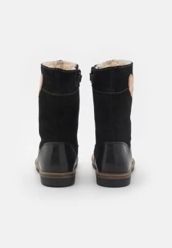 Friboo Stivali AltiBlack Bambini Stivali F5713J05D-Q11 8 Friboo Stivali AltiBlack Bambini Stivali F5713J05D-Q11 -Offerta Economica Moda Bambini 0b6448d468884f2f98e7d16440ecb130