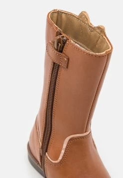 Friboo LeatherStivali AltiCognac Bambini Stivali F5713J05A-O11 11 Friboo LeatherStivali AltiCognac Bambini Stivali F5713J05A-O11 -Offerta Economica Moda Bambini 4522b8caa8b54cab8c170d2c31e1cff8