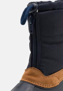 Friboo Stivali Da Neve- Dark Blue 11 Friboo Stivali Da Neve- Dark Blue -Offerta Economica Moda Bambini 8ba7241db8ff4ee7969a1a31d059be7e scaled