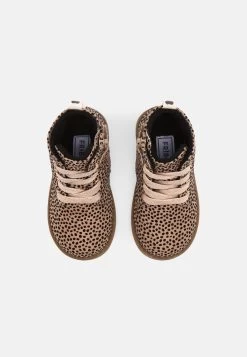 Friboo Stivaletti Stringati - Pink -Offerta Economica Moda Bambini 8e559fc4175f4db08b76bddb91c7a3bd