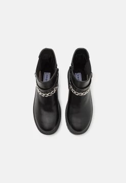 Friboo Stivaletti Texani / BikerBlack Bambini Stivali F5713J03W-Q11 -Offerta Economica Moda Bambini c73332edc5c749c2ac2ecd9d002cbb01