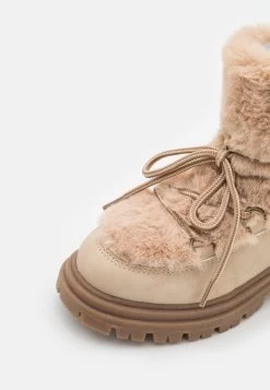 Friboo Stivaletti StringatiNude Bambini Stivali F5713I0FR-J11 -Offerta Economica Moda Bambini cdb5fd8f77a04909a8b45e3b5b07dc18