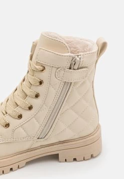 Friboo Stivaletti Stringati - Nude -Offerta Economica Moda Bambini d58a94c443d64256a53f7591bc2d745d