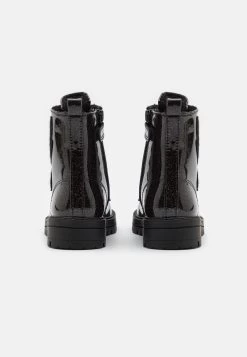 Friboo Stivaletti StringatiBlack Bambini Stivali F5713I0F6-Q11 -Offerta Economica Moda Bambini e0e8b5da6f414bdc97f535e122e34aa3