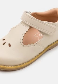 Friboo Ballerine Con Cinturino - Nude -Offerta Economica Moda Bambini e723eb8d994e4b5988f7ceb62e704303