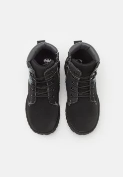 Friboo Stivaletti StringatiBlack Bambini Stivali F5714I043-Q11 -Offerta Economica Moda Bambini f751a1b9a6a34d2fb4522fda3ada1f89